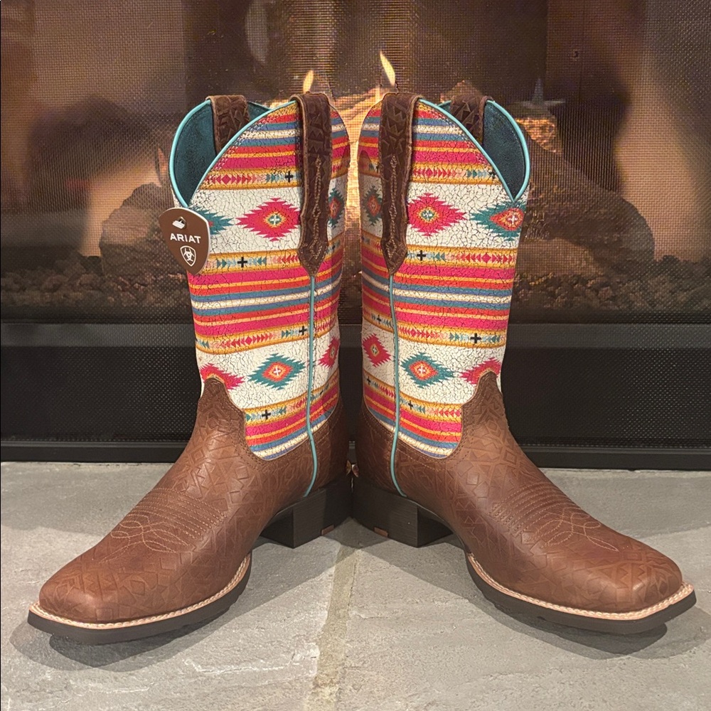 Ariat Tan Southwest Embossed Bubblegum Serape Round Up Square Toe StretchFit - Picture 3 of 14
